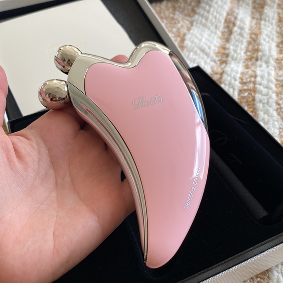 Refa caxa pink (discontinued) face beauty roller microcurrent with solar panel - Picture 4 of 5